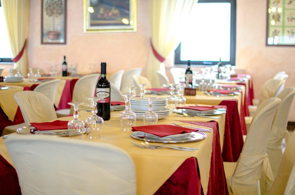 Hotel Residence Club Primula بيسكاسيرولي المظهر الخارجي الصورة