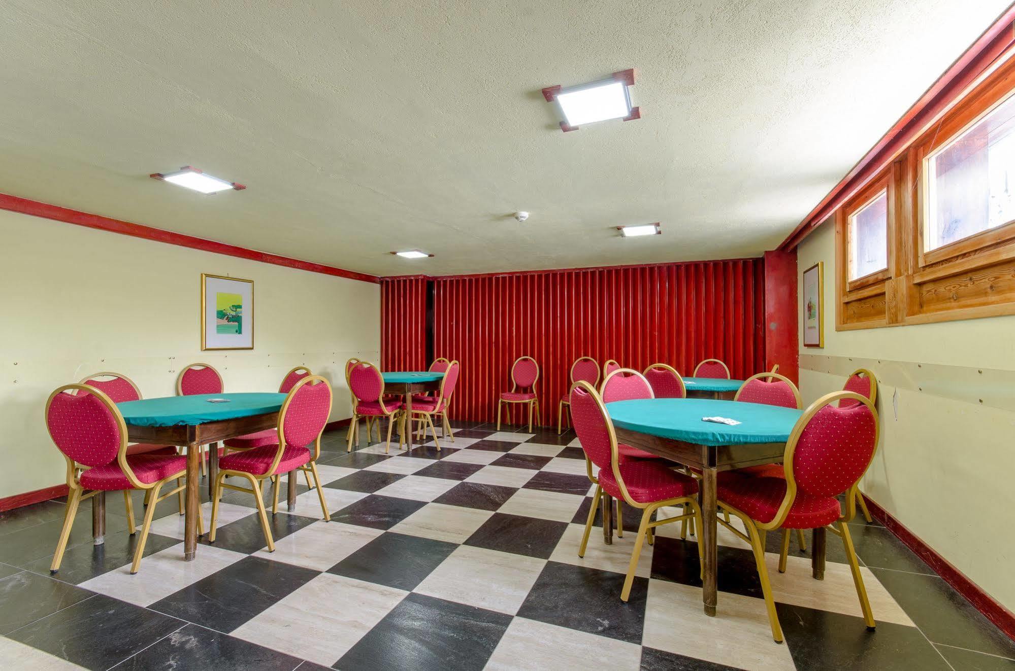 Hotel Residence Club Primula بيسكاسيرولي المظهر الخارجي الصورة